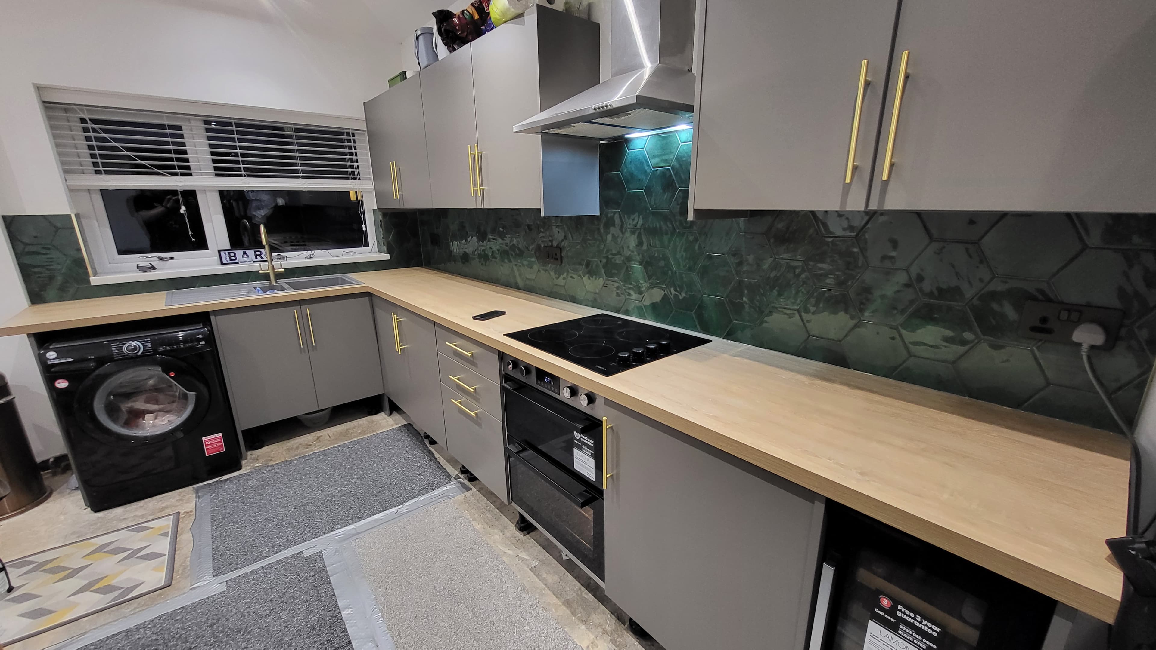 Kitchen home improvement project by KDT Tiling, South Wales – example 3