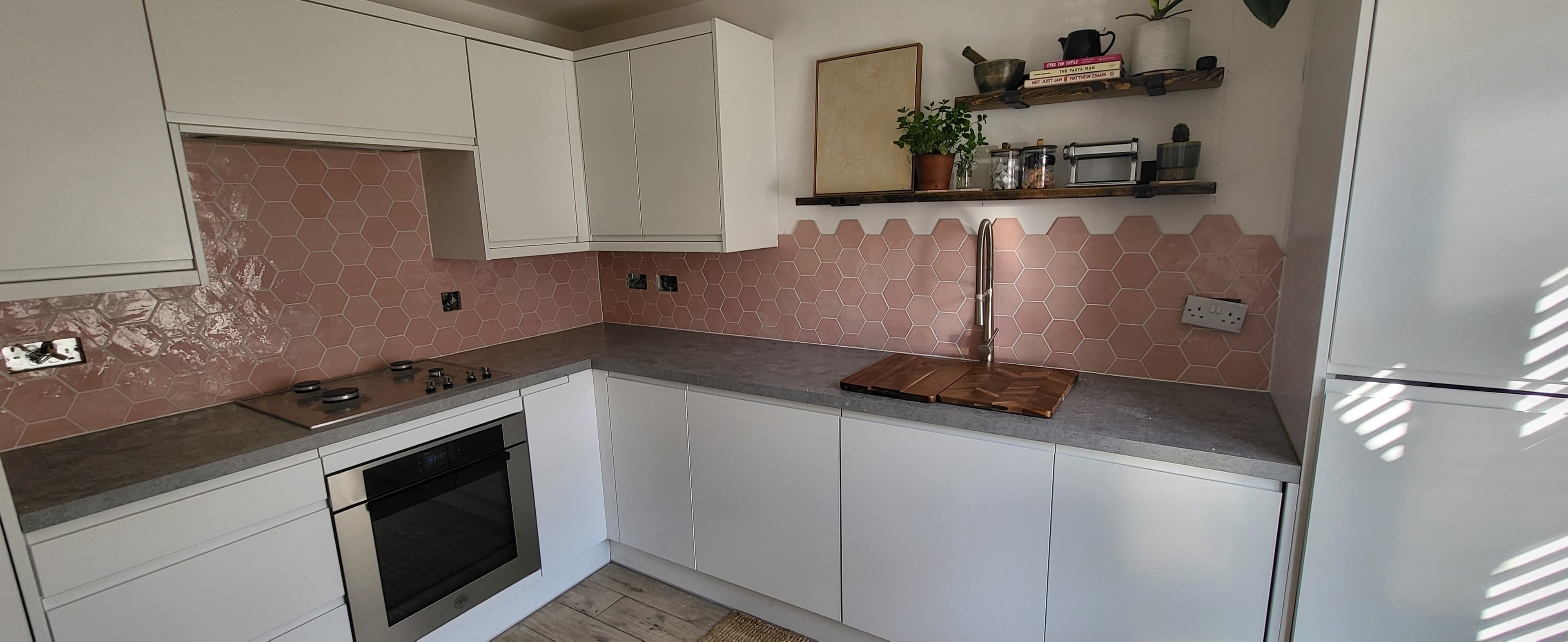 Kitchen home improvement project by KDT Tiling, South Wales – example 1